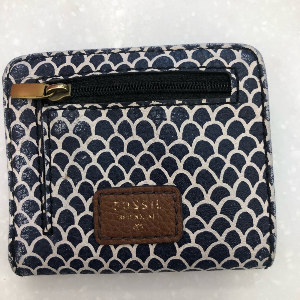 FOSSIL wallet